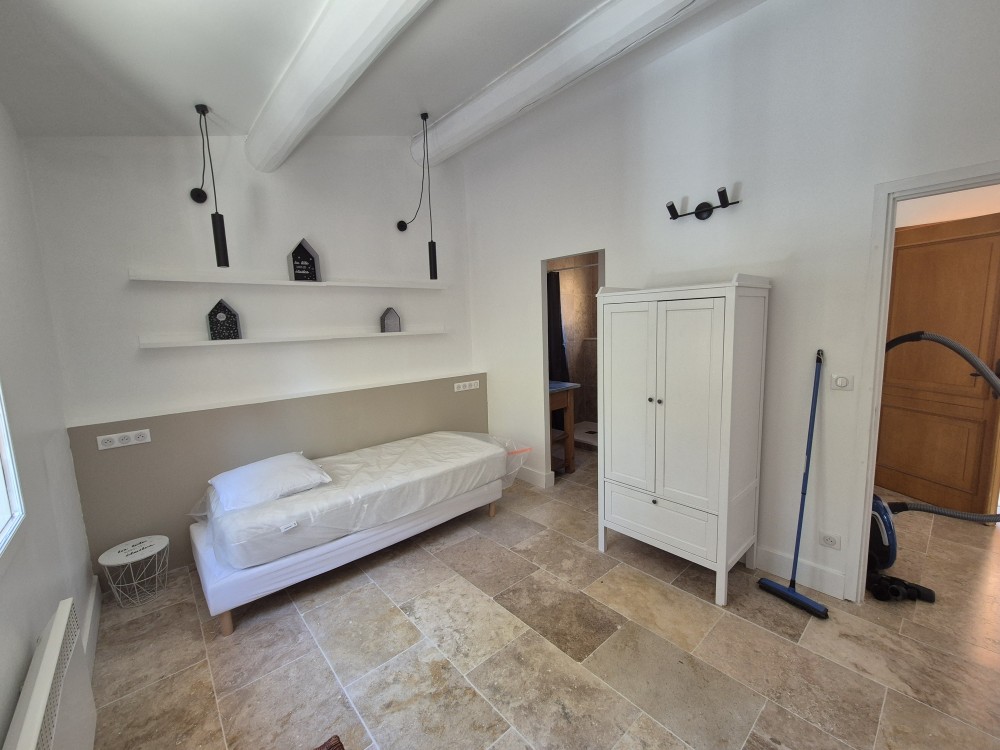 Appartement T3 Roussillon (84220)