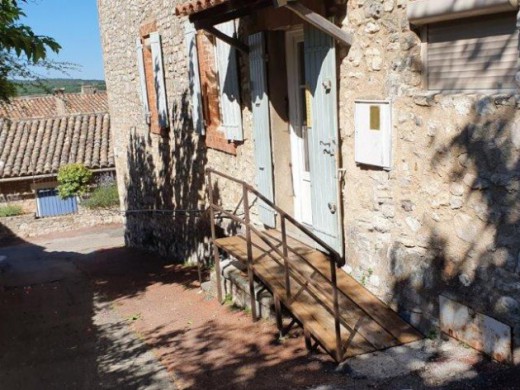 location Maison de village à Murs (84220)